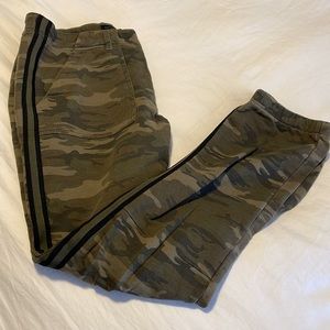 Sanctuary x Anthropologie camouflage sweatpants